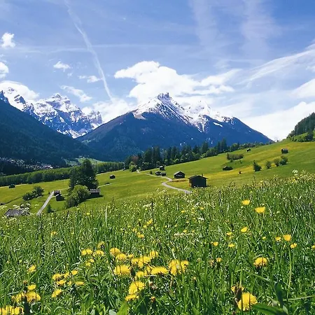 Haus Madeleine Apartment Neustift im Stubaital
