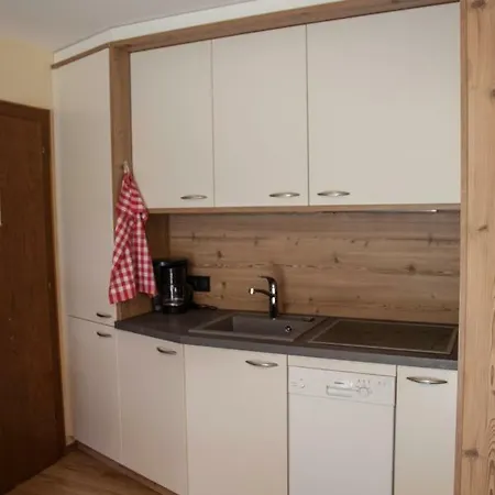 Apartment Haus Madeleine Neustift im Stubaital