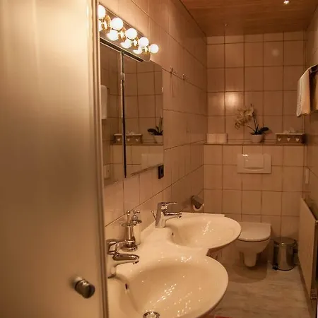 Haus Madeleine Apartament *